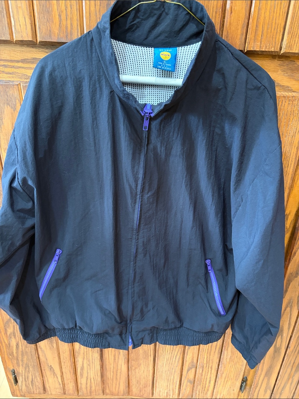 On the Move windbreaker Men’s jacket 
Size XL